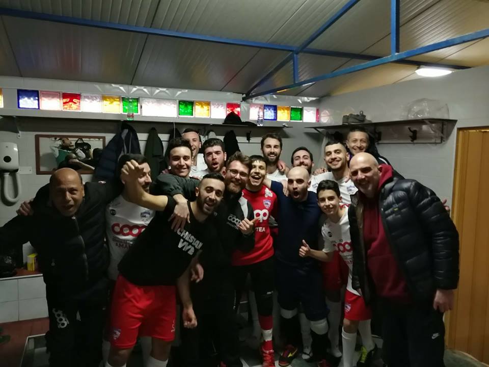 La foto post vittoria di sabato scorso dell'Amantea 