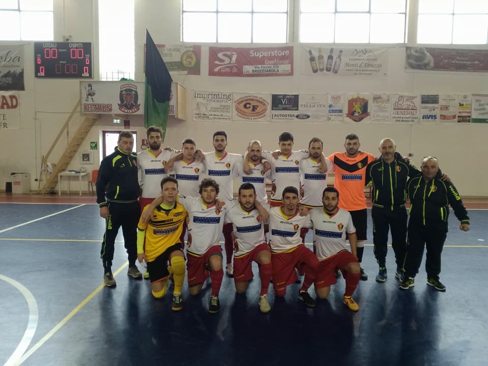 Enotria Five Soccer a Chieti